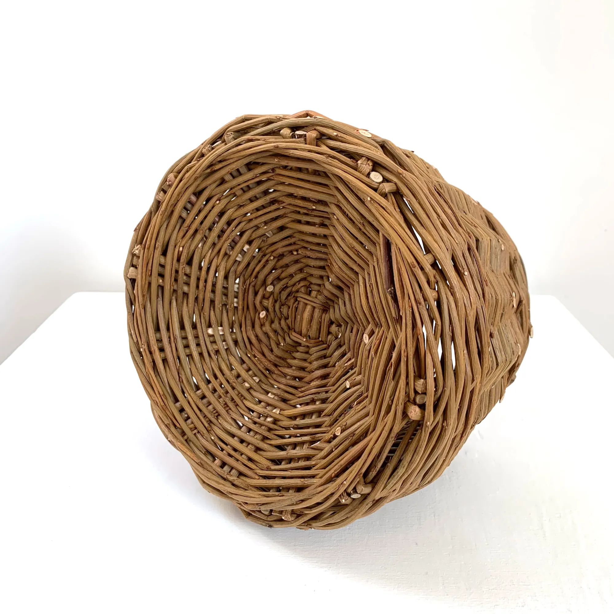 Island Forager Basket - Image 3