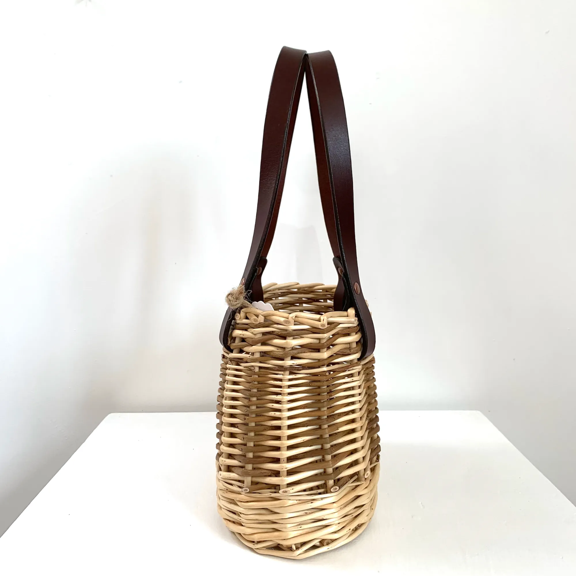 Shoreline Basket Bag - Image 2