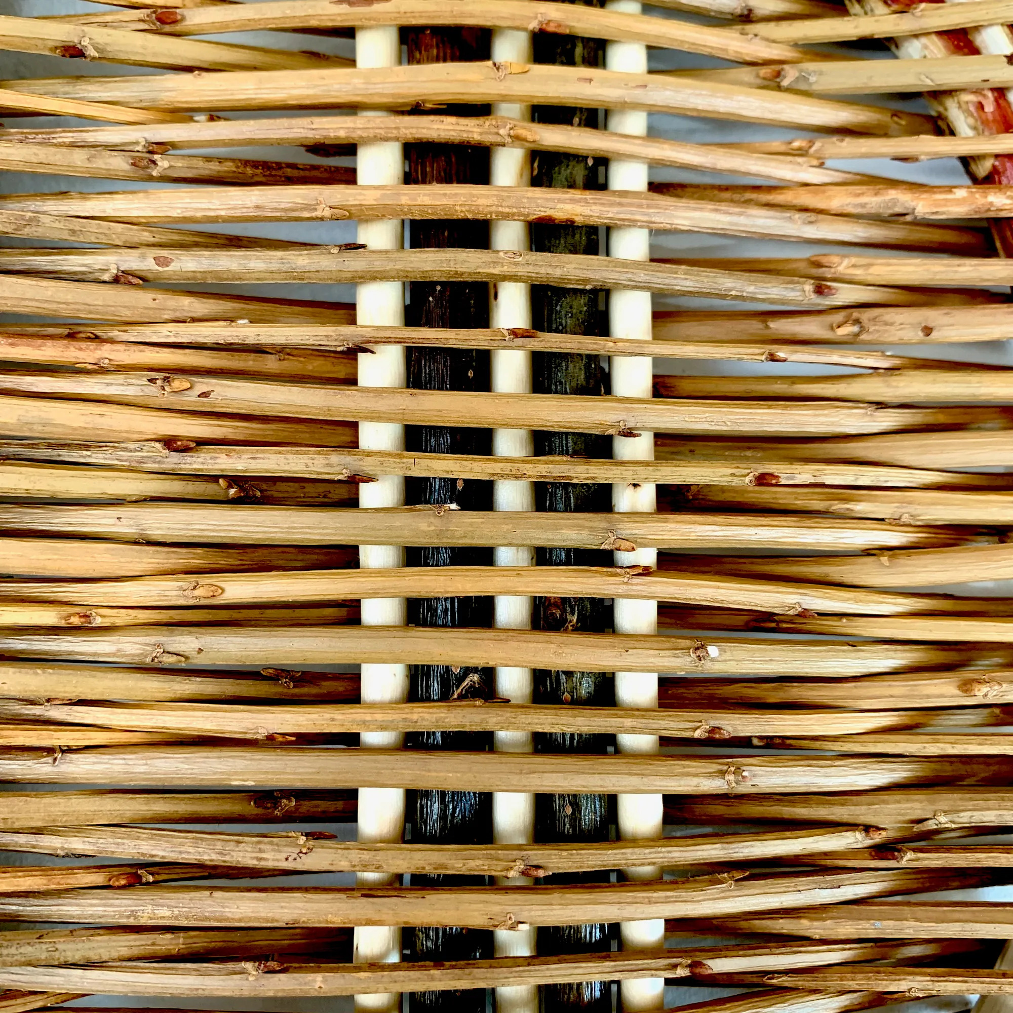 a willow tension tray otherwise know as a willow trivet